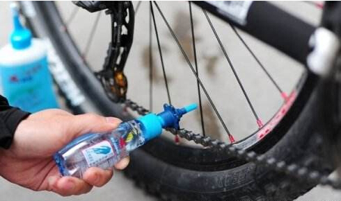 自行车链条保养.jpg