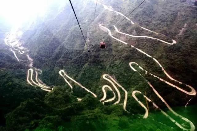 1492658833564895.jpeg 骑行公路弯道.jpeg