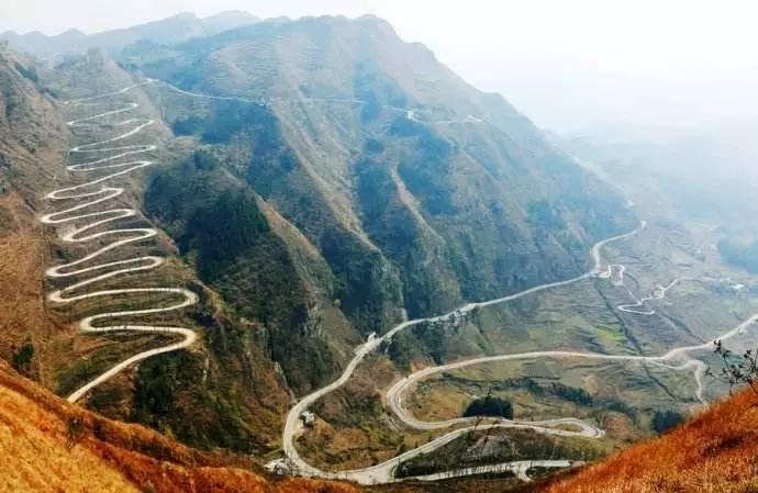 1492659096245771.jpeg 天门山盘山公路图.jpeg